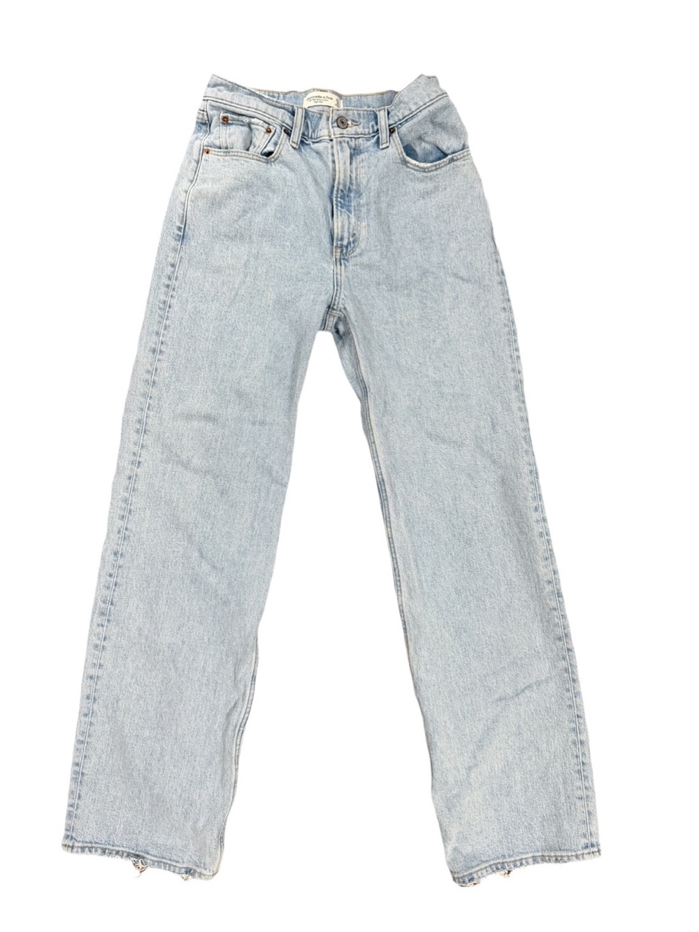 Abercrombie & Fitch Light Wash The 90’s Relaxed Jean High Rise Size 27 / 4